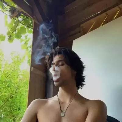 曾雅彤